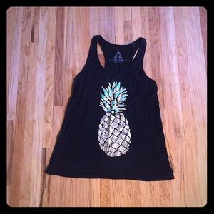 Adorable pineapple tank 🍍